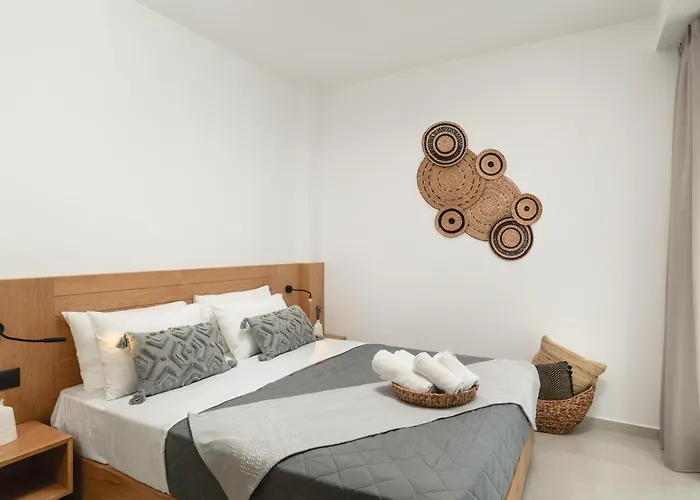 Elia מלון דירות